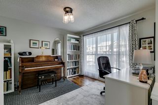 Photo 3: 432 Prestwick Circle SE in Calgary: McKenzie Towne Detached for sale : MLS®# A2027348