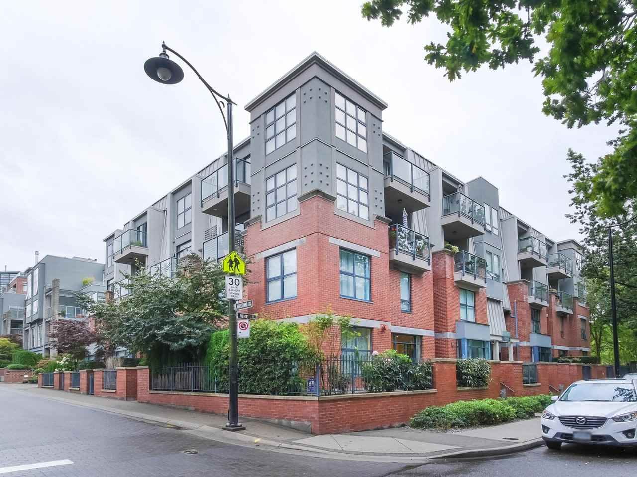 Main Photo: 107 2688 VINE Street in Vancouver: Kitsilano Townhouse for sale in "THE TREO" (Vancouver West)  : MLS®# R2406674