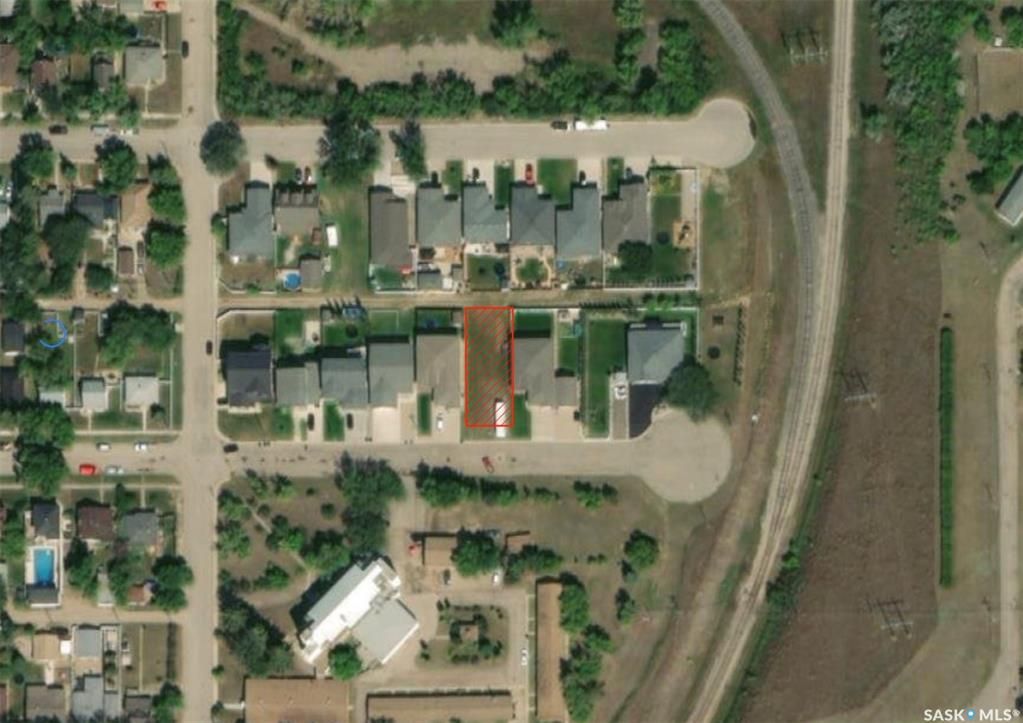 Main Photo: 222 Iroquois Street East in Moose Jaw: Westmount/Elsom Lot/Land for sale : MLS®# SK958795