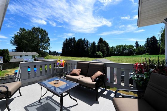 Main Photo: 33546 Kinsale Place in : Poplar House for sale (Abbotsford)  : MLS®# F1317436