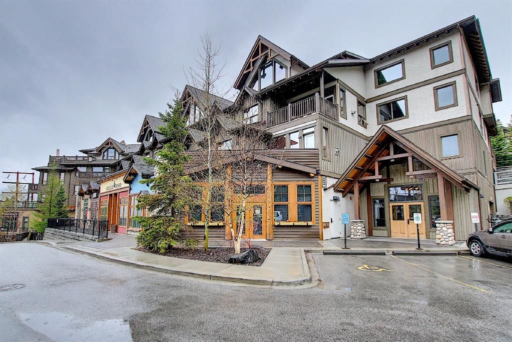 Main Photo: 309 701 Benchlands Trail: Canmore Apartment for sale : MLS®# A1198951