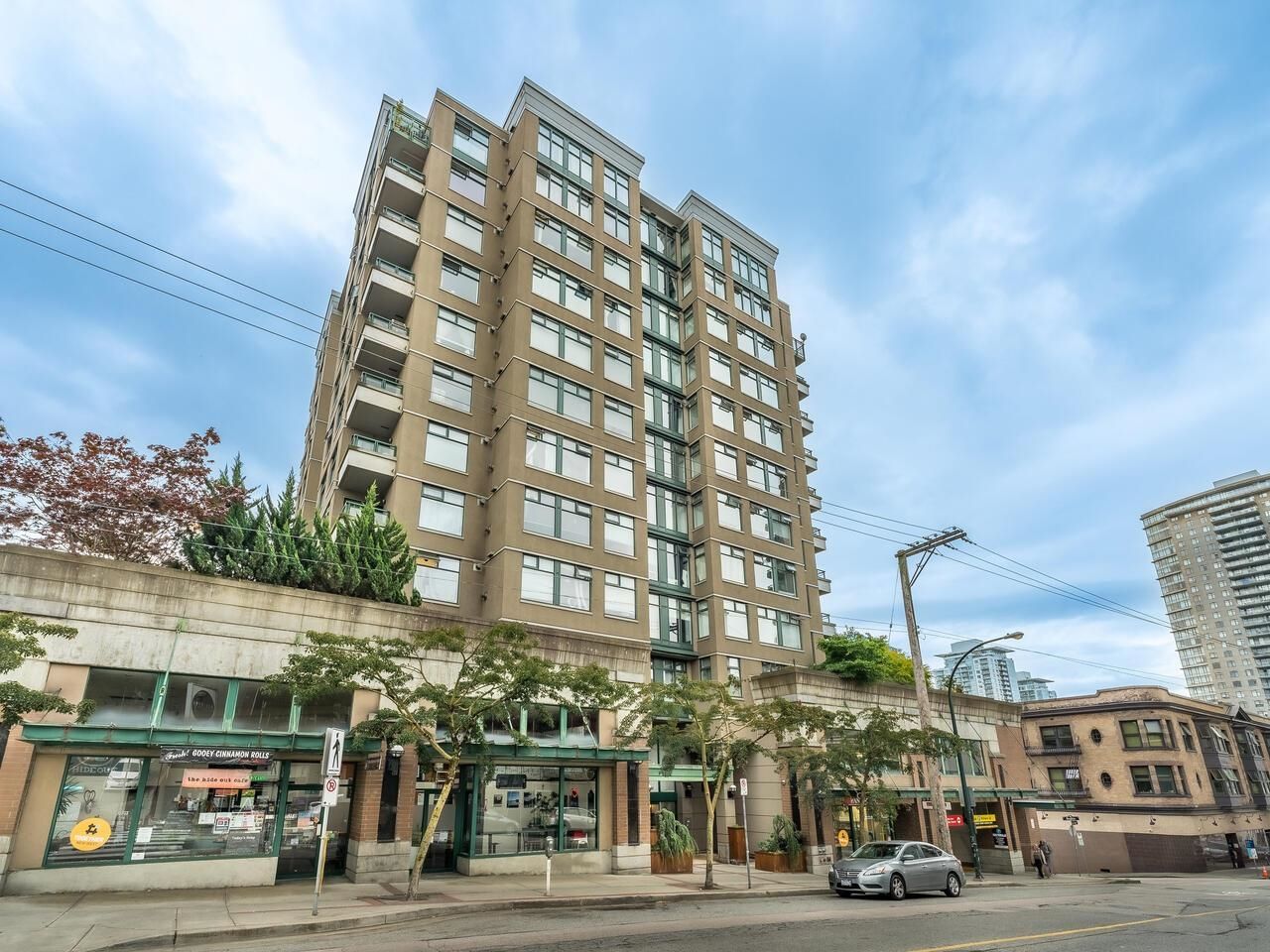 Main Photo: 503 720 CARNARVON Street in New Westminster: Downtown NW Condo for sale in "CARNARVON TOWERS" : MLS®# R2729188