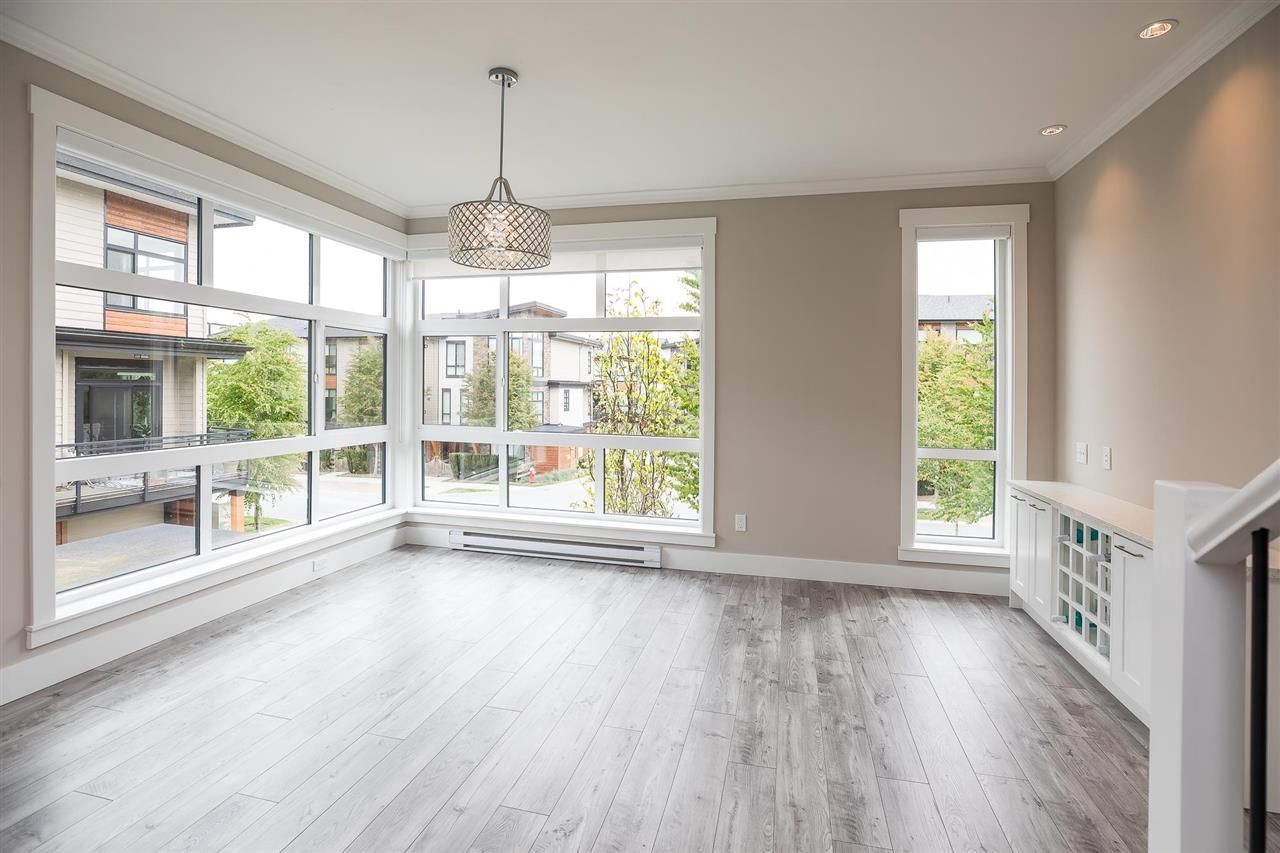 Photo 9: Photos: 94 16488 64 Avenue in Surrey: Cloverdale BC Townhouse for sale in "Harvest" (Cloverdale)  : MLS®# R2576907