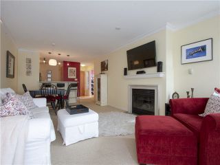 Photo 3: 404 2181 W 12TH Avenue in Vancouver: Kitsilano Condo for sale in "The Carlings" (Vancouver West)  : MLS®# V1111116