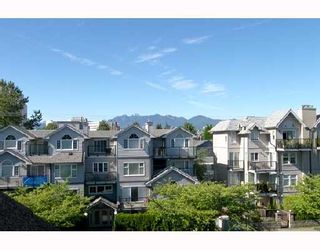 Photo 9: 401 868 W 16TH Avenue in Vancouver: Cambie Condo for sale in "WILLOW SPRING" (Vancouver West)  : MLS®# V658128
