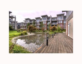 Photo 1: 204 4211 BAYVIEW Street in Richmond: Steveston South Condo for sale in "THE VILLAGE 2 IMPERIAL LANDING" : MLS®# V710020