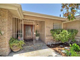 Photo 3: POINT LOMA House for sale : 3 bedrooms : 1261 Fleetridge Drive in San Diego