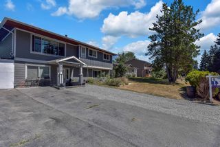 Photo 3: 20015 46A Avenue in Langley: Langley City House for sale : MLS®# R2697233