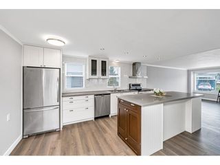 Photo 4: 144 1840 160 Street in Surrey: King George Corridor Manufactured Home for sale in "BREAKAWAY BAYS" (South Surrey White Rock)  : MLS®# R2642766