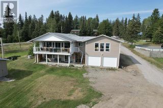 Photo 2: 4842 TEN MILE LAKE ROAD in Quesnel: House for sale : MLS®# R2746555