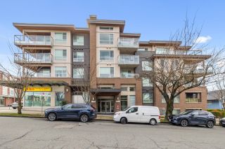 Photo 1: 309 2888 E 2ND Avenue in Vancouver: Renfrew VE Condo for sale in "Sesame" (Vancouver East)  : MLS®# R2767305