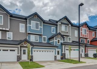 Photo 1: 122 Nolan Hill Heights NW in Calgary: Nolan Hill Row/Townhouse for sale : MLS®# A1233678
