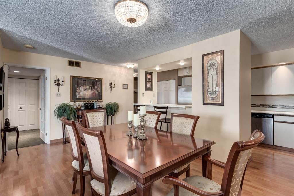 Photo 12: Photos: 1104 1100 8 Avenue SW in Calgary: Downtown West End Apartment for sale : MLS®# A1223828