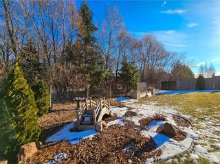 Photo 50: 13 BLUE SPRUCE Road in Oakbank: RM of Springfield Residential for sale (R04)  : MLS®# 202331614