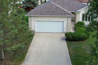 Photo 3: 15 Kendale Drive in Winnipeg: Richmond West Residential for sale (1S)  : MLS®# 202218515