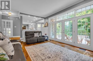 Photo 9: 27 MARCHBROOK CIRCLE in Ottawa: House for sale : MLS®# 1359196