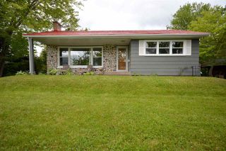 Photo 1: 454 PONDEROSA Drive in Lake Echo: 31-Lawrencetown, Lake Echo, Porters Lake Residential for sale (Halifax-Dartmouth)  : MLS®# 201613080