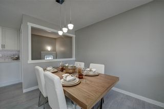 Photo 12: 210 OAKMOOR Place SW in Calgary: Oakridge House for sale : MLS®# C4111441