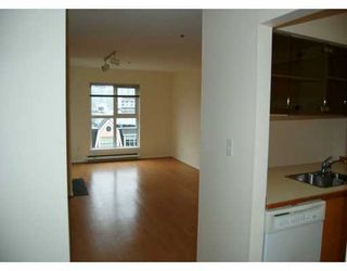 Photo 2: 704 W 7TH Ave in Vancouver: Fairview VW Condo for sale (Vancouver West)  : MLS®# V629465