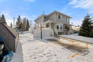 Photo 2: 405 1 Avenue NW: Sundre Semi Detached for sale : MLS®# A1192712