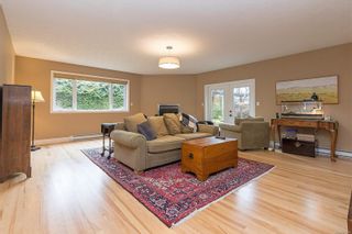 Photo 19: 2345 Queenswood Dr in Saanich: SE Queenswood House for sale (Saanich East)  : MLS®# 951364