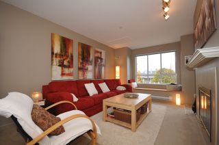Photo 2: 408 6745 STATION HILL Court in Burnaby: South Slope Condo for sale in "THE SALTSPRING" (Burnaby South)  : MLS®# V858232