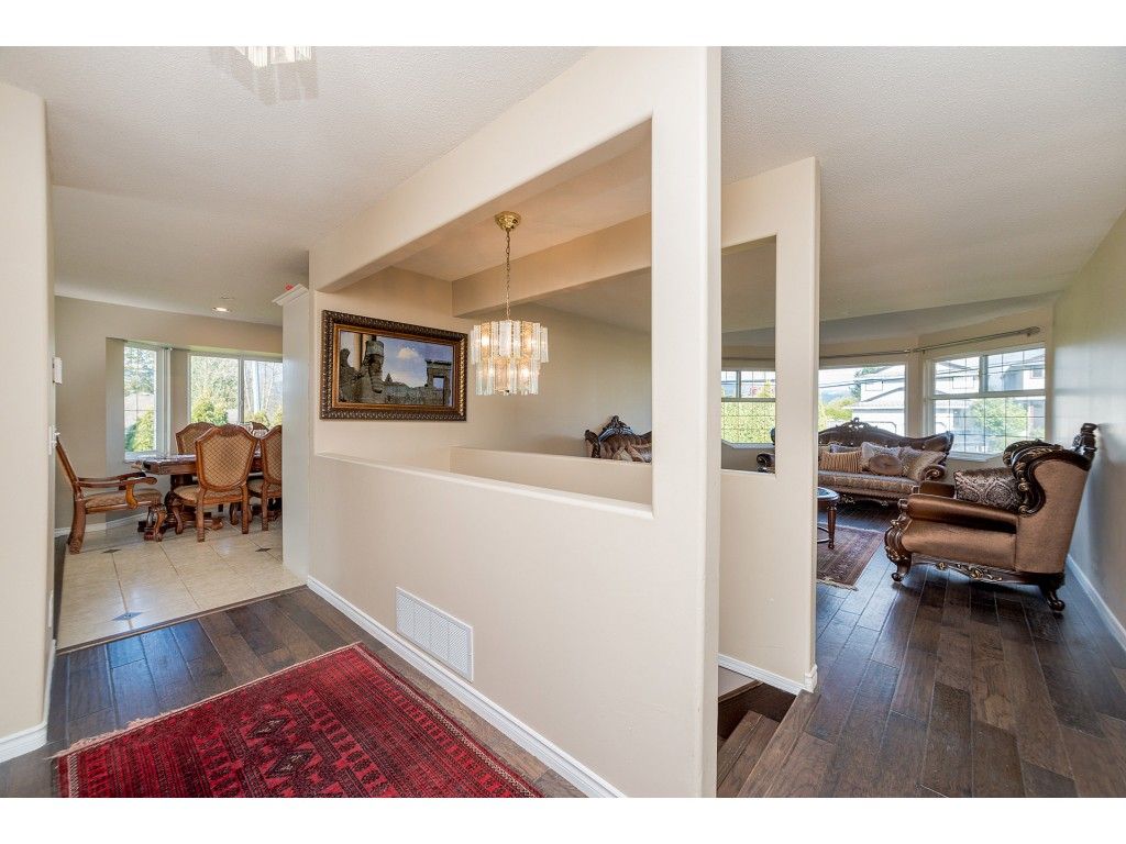 Photo 5: Photos: 12421 228 Street in Maple Ridge: House for sale