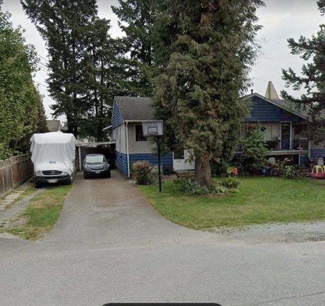 Main Photo: 3450 SEFTON Street in Port Coquitlam: Glenwood PQ 1/2 Duplex for sale : MLS®# R2546917