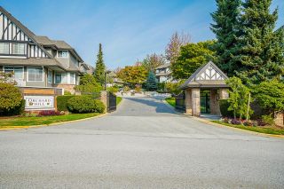 Photo 2: 42 2615 FORTRESS Drive in Port Coquitlam: Citadel PQ Townhouse for sale in "Orchard Hill" : MLS®# R2730263