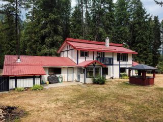 Photo 1: 4701 GOAT RIVER ROAD N in Creston: House for sale : MLS®# 2475993