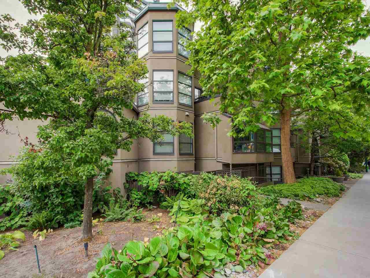 Main Photo: 208 1106 PACIFIC STREET in Vancouver: West End VW Condo for sale (Vancouver West)  : MLS®# R2072898