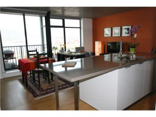 Photo 2: 1401 128 Cordova in Vancouver: Downtown VW Condo for sale (Vancouver West)  : MLS®# V1058798