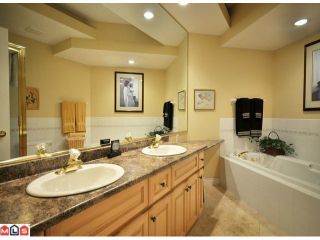 Photo 9: 20 31450 SPUR Avenue in Abbotsford: Abbotsford West Townhouse for sale in "LAKEPOINTE VILLAS" : MLS®# F1023211