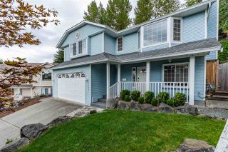 Photo 1: 3953 WATERTON Crescent in Abbotsford: Abbotsford East House for sale in "Sandy Hill" : MLS®# R2493073