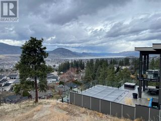 Photo 1: 2751 Hawthorn Drive in Penticton: Vacant Land for sale : MLS®# 10311416