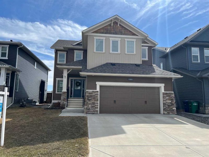 FEATURED LISTING: 19 Ravenscroft Close Southeast Airdrie