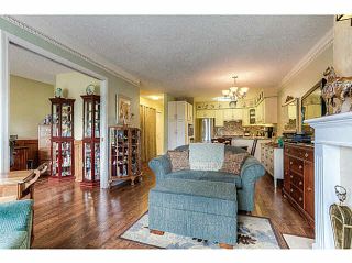 Photo 9: 106 74 MINER Street in New Westminster: Fraserview NW Condo for sale : MLS®# V1121368