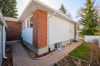 Photo 43: 2347 Chicoutimi Drive NW in Calgary: Charleswood Detached for sale : MLS®# A1210378