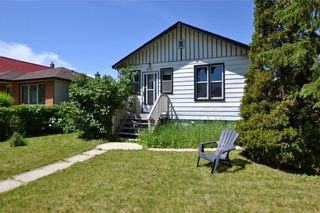 Photo 1: 872 Clifton Street in Winnipeg: West End Residential for sale (5C)  : MLS®# 202015103
