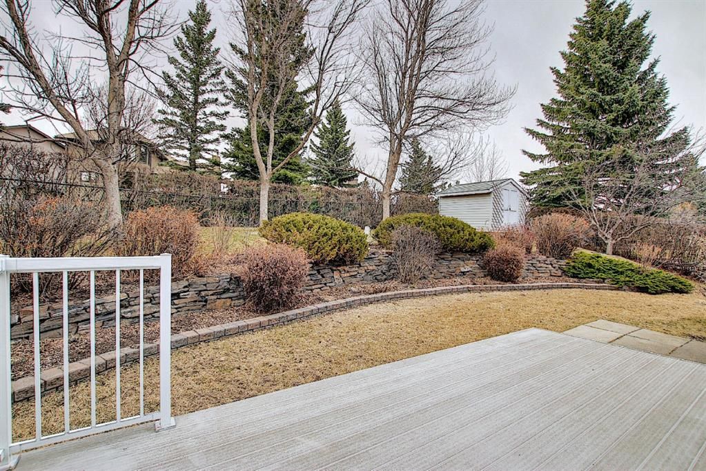 Photo 18: Photos: 331 Edelweiss Place NW in Calgary: Edgemont Detached for sale : MLS®# A1093275