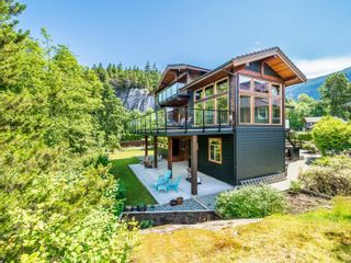 Photo 24: 1011 PANORAMA Place in Squamish: Hospital Hill House for sale in "Smoke Bluff" : MLS®# R2862936