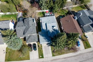 Photo 2: 84 Shannon Drive SW in Calgary: Shawnessy Detached for sale : MLS®# A2131199