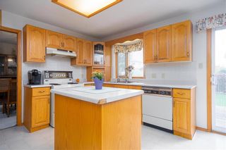 Photo 8: 14 Mulligan Bay in Winnipeg: Linden Woods Residential for sale (1M)  : MLS®# 202125350