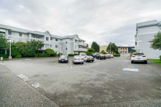 Photo 36: 307 32823 LANDEAU Place in Abbotsford: Central Abbotsford Condo for sale in "Park Place" : MLS®# R2499937