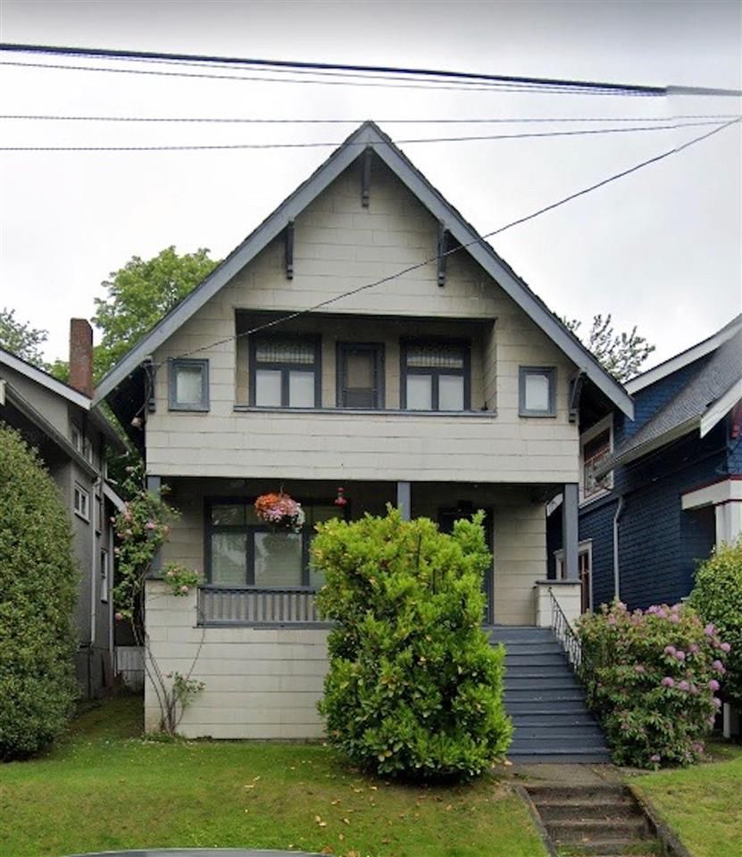 Main Photo: 2934 ONTARIO Street in Vancouver: Mount Pleasant VE House for sale (Vancouver East)  : MLS®# R2492399