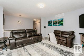 Photo 9: 2065 74 Street in Edmonton: Zone 29 House for sale : MLS®# E4372557