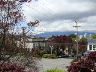 Photo 11: # 209 1082 W 8TH AV in Vancouver: Fairview VW Condo for sale (Vancouver West)  : MLS®# V1103764