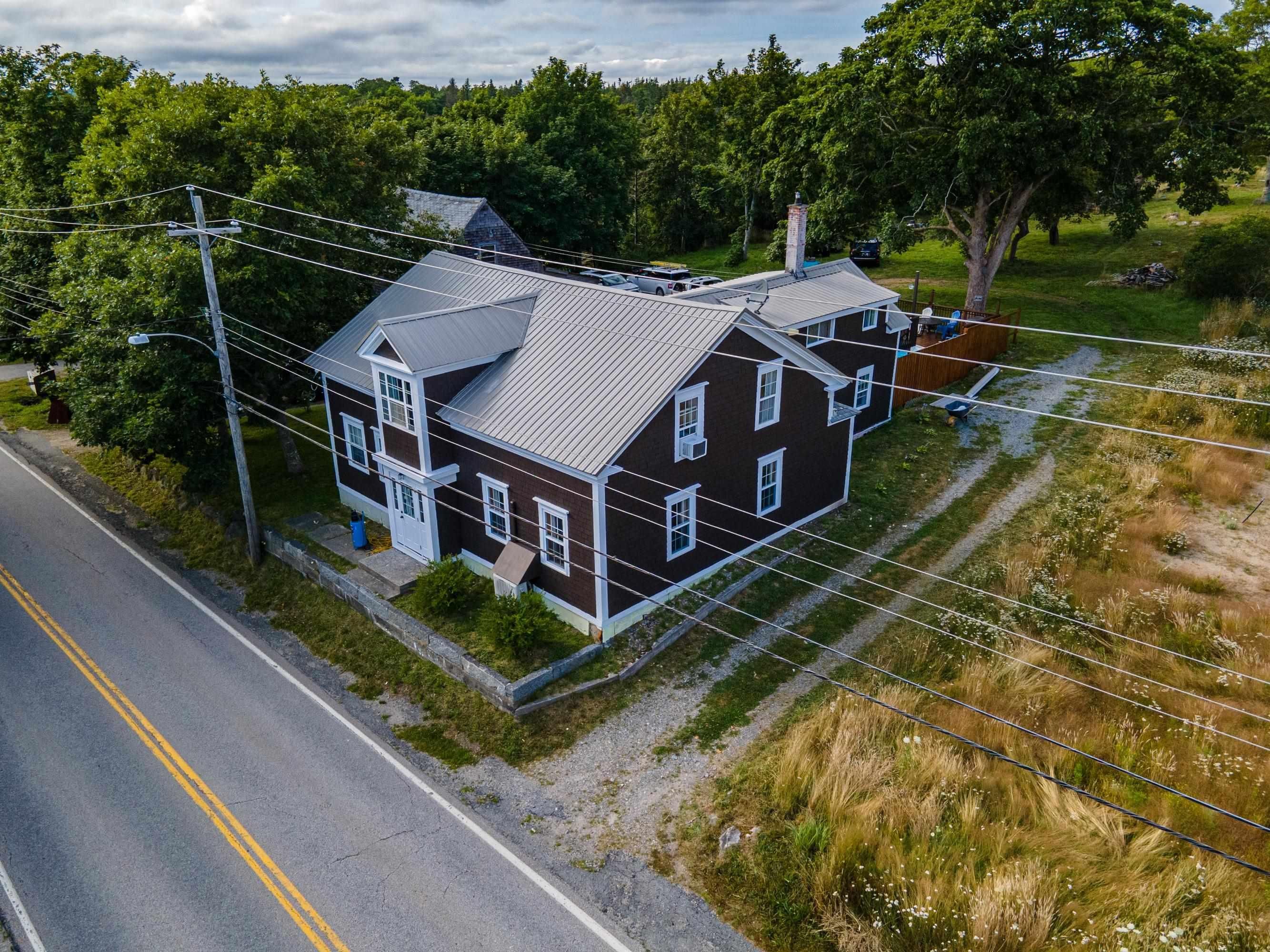 Main Photo: 2308 Highway 3 in Barrington: 407-Shelburne County Residential for sale (South Shore)  : MLS®# 202218965