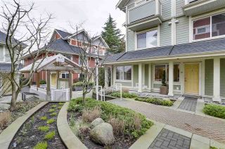 Photo 1: 18 339 E 33RD Avenue in Vancouver: Main Townhouse for sale in "WALK TO MAIN" (Vancouver East)  : MLS®# R2336121