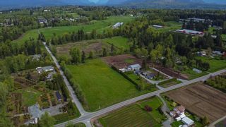Photo 2: 28441 58 Avenue in Abbotsford: Bradner Agri-Business for sale : MLS®# C8049721